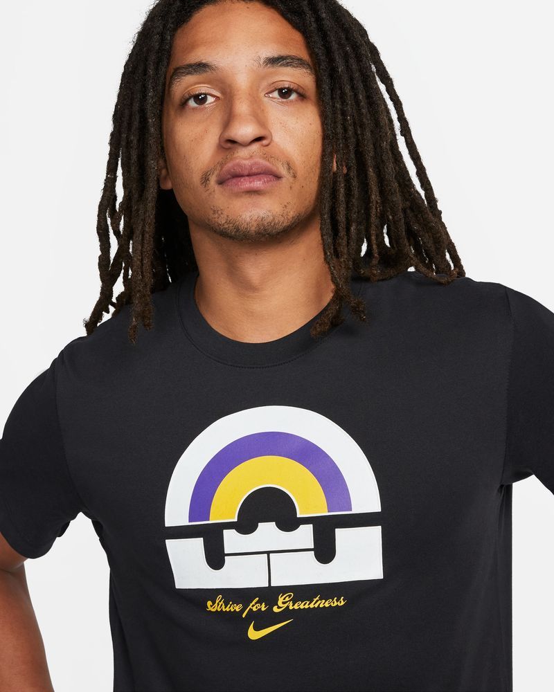 Nike deals dsm tee