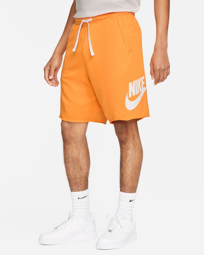 Nike high visibility alumni shorts top