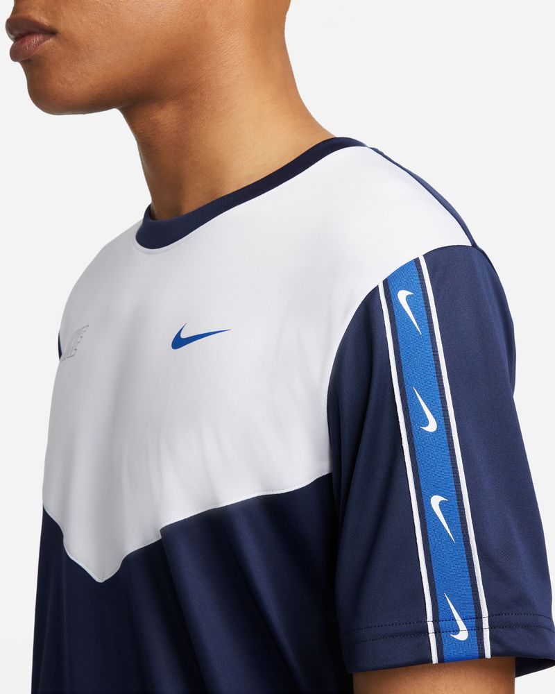 Tee shirt deals nike swoosh homme