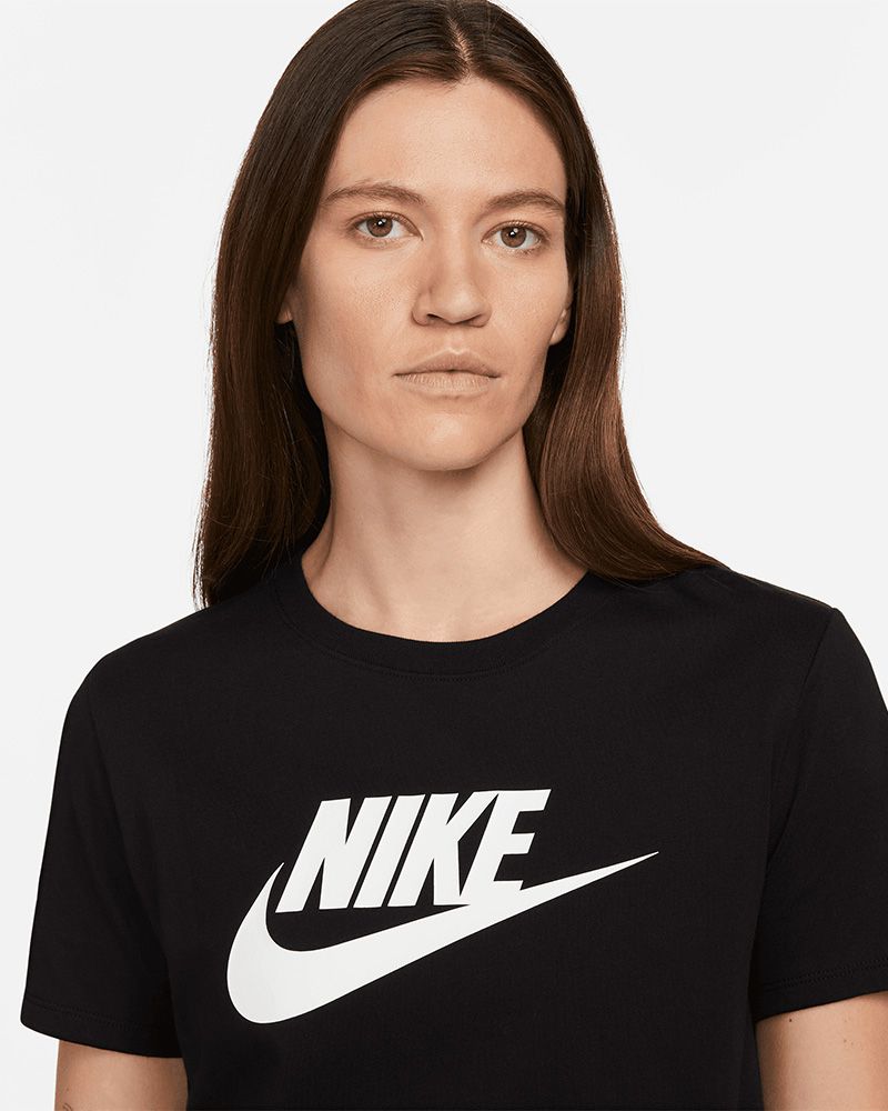 T-shirt à logo Nike Sportswear Essentials Noir pour Femme