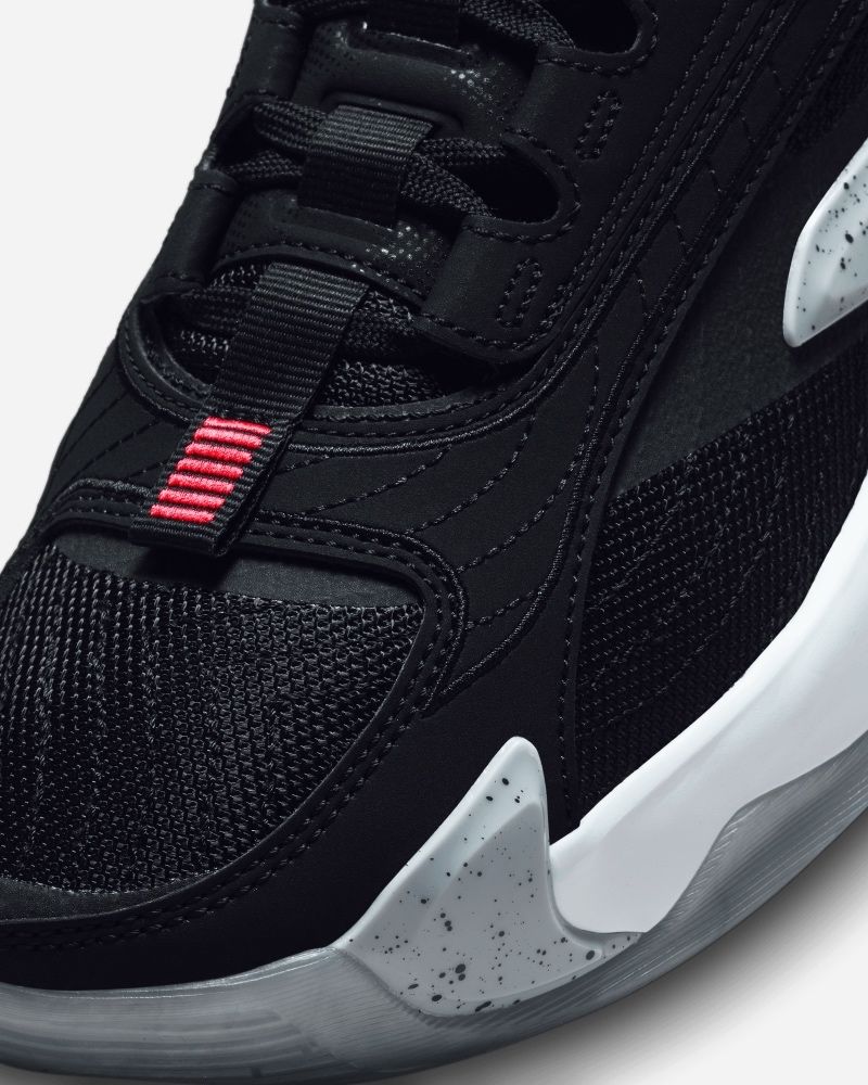 Zoom 2k homme noir et blanche store
