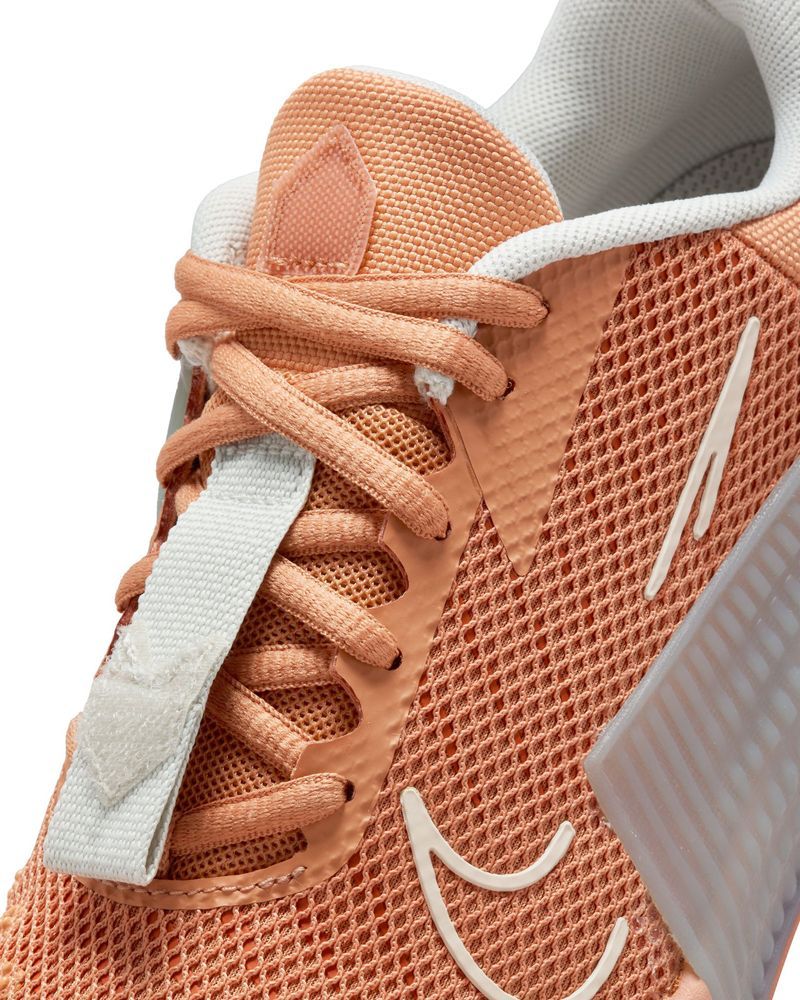 Chaussure sport discount 200