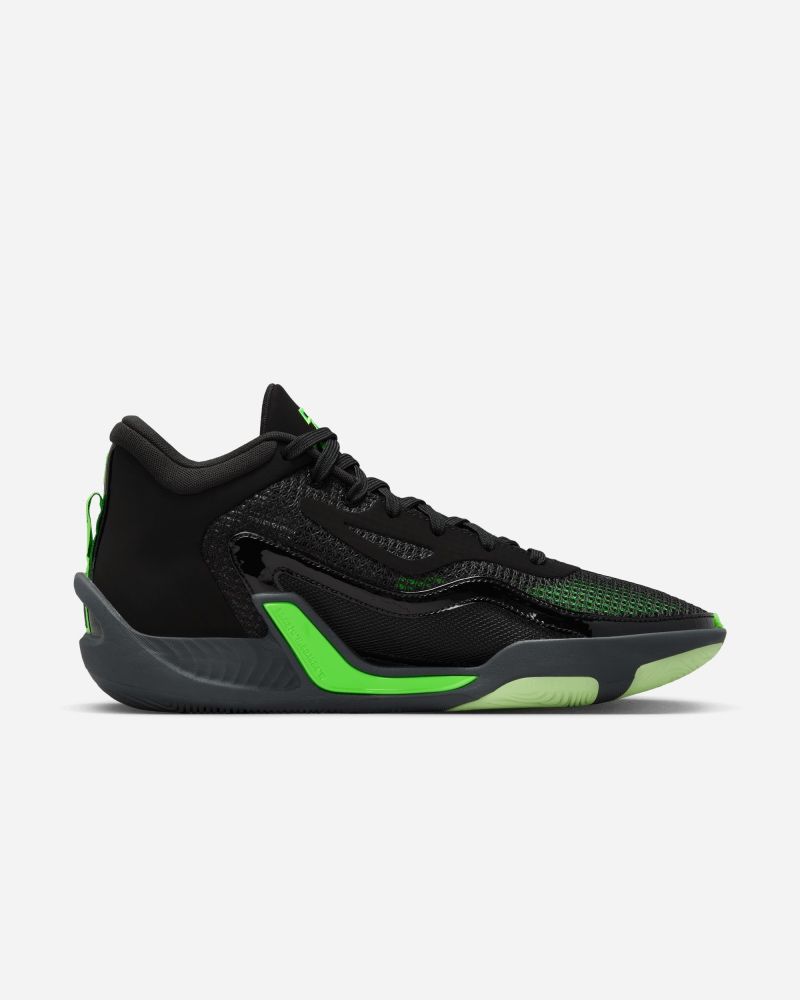 Nike sales basketball chaussures