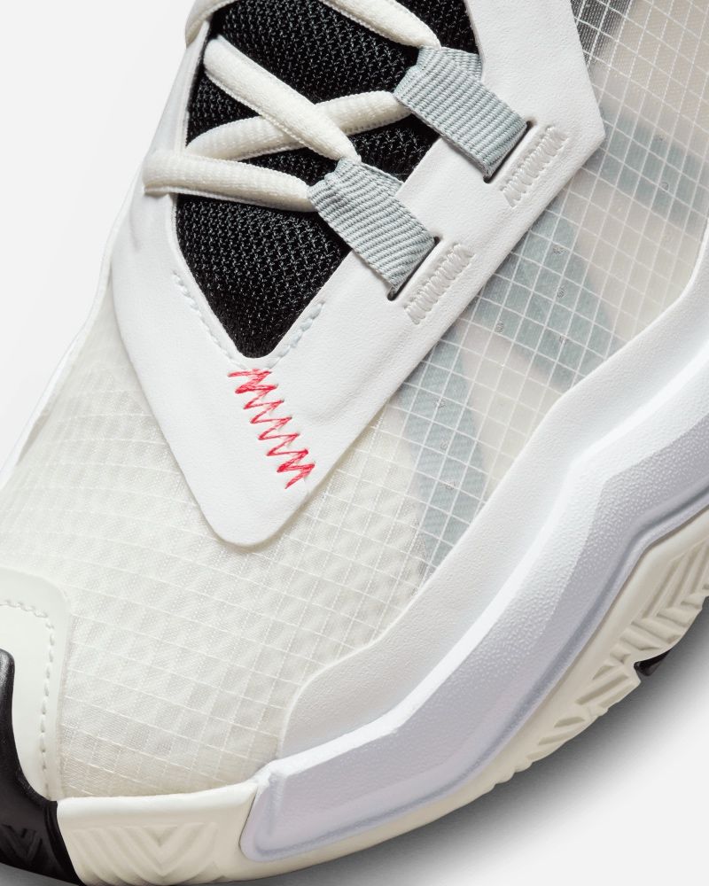 Chaussure blanche shop adidas jordan