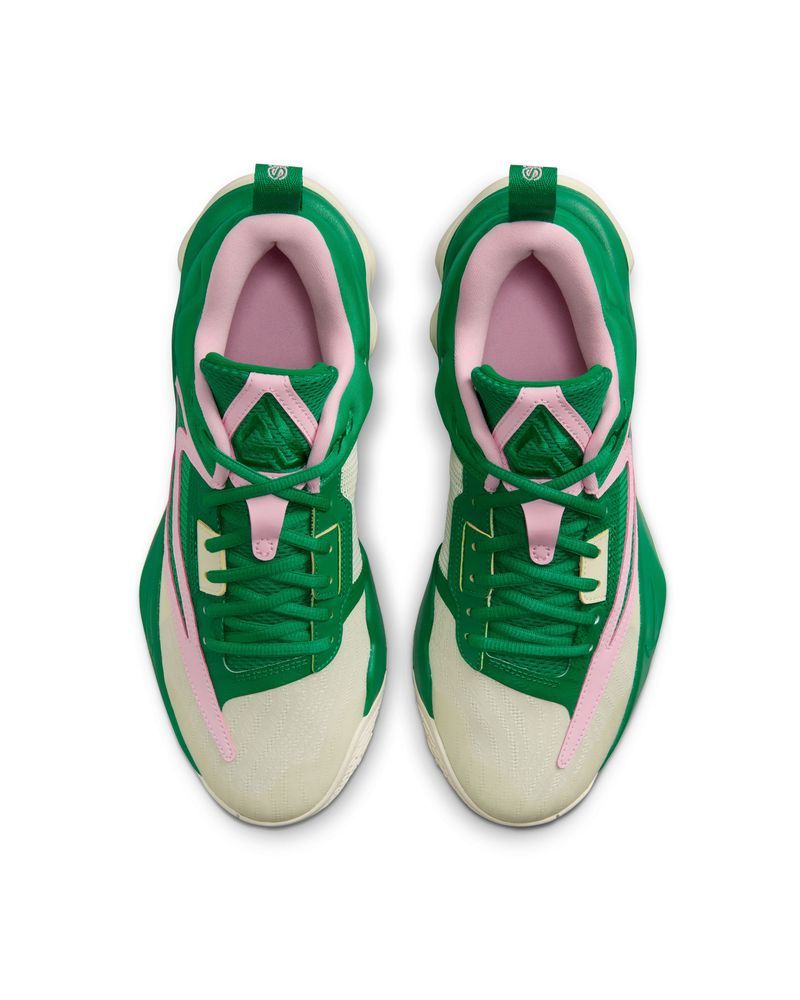Hunter green sales basketball shoes