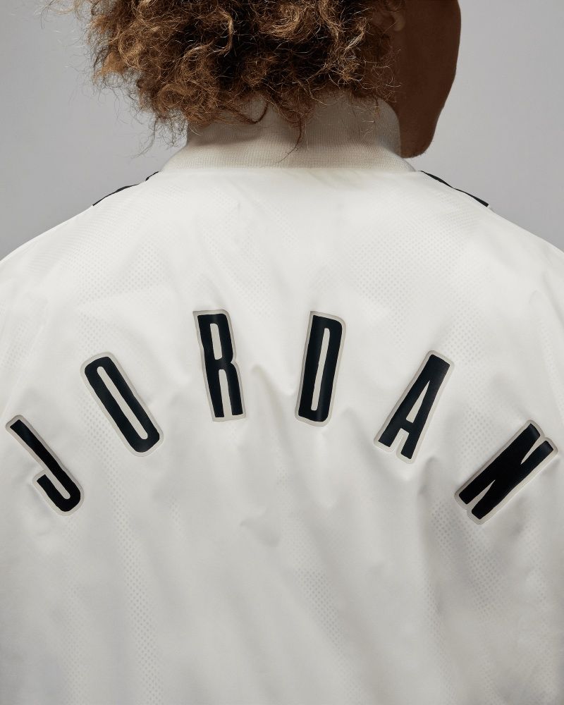 Veste nike blanche cheap homme jordan