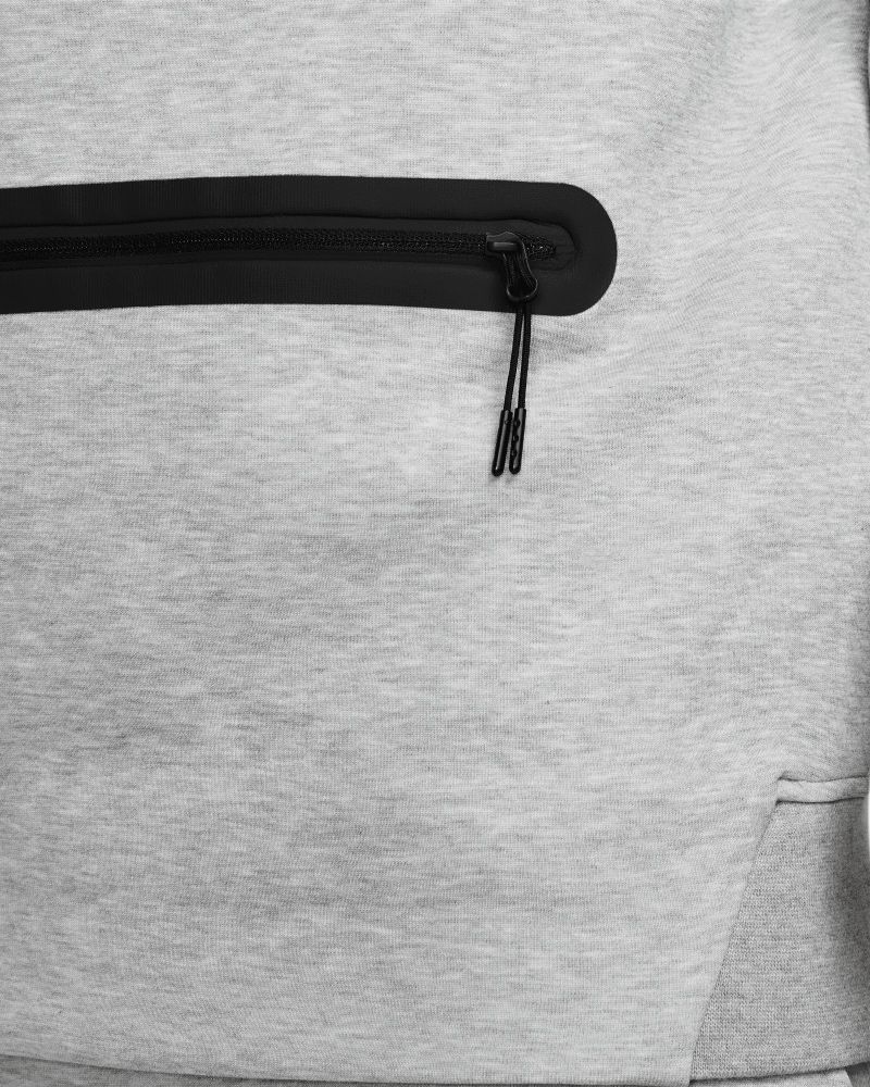 Men s Nike Sportswear Tech Fleece Grey 1 2 Zip Sweat Top EKINSPORT