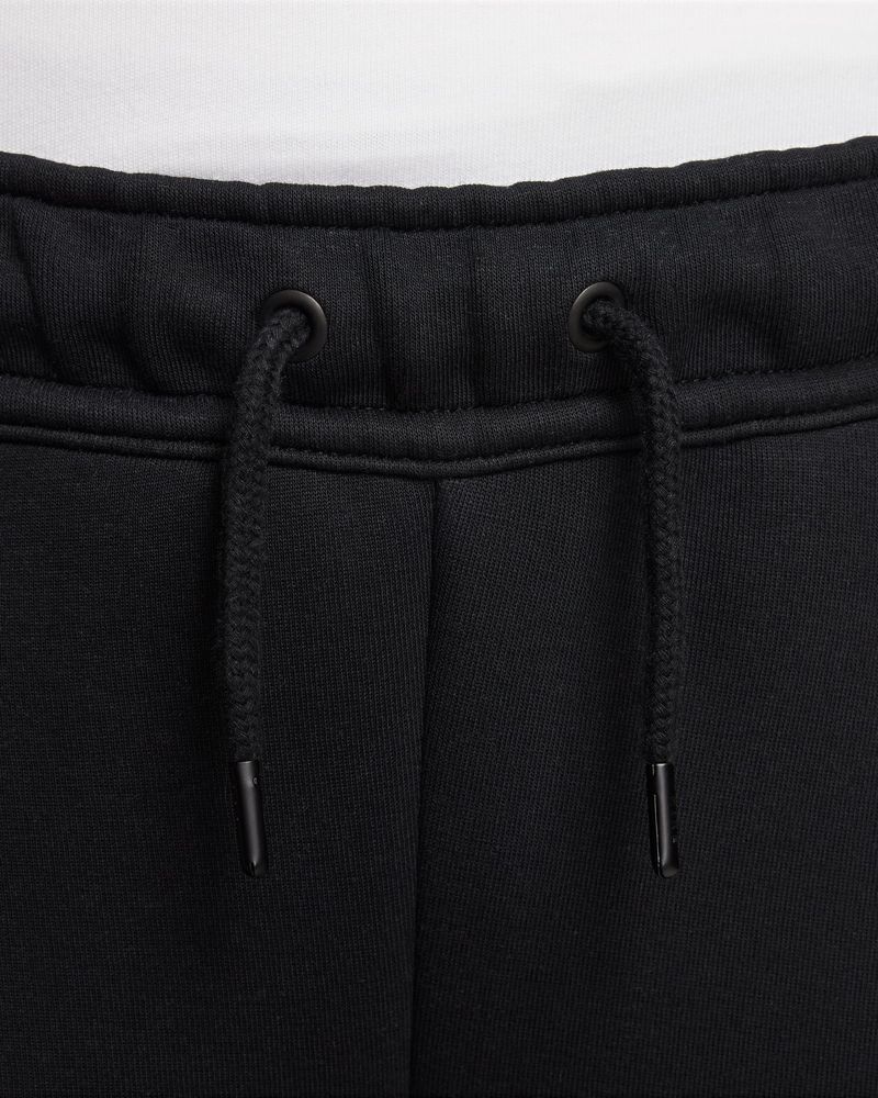 Jogging nike tech noir hotsell