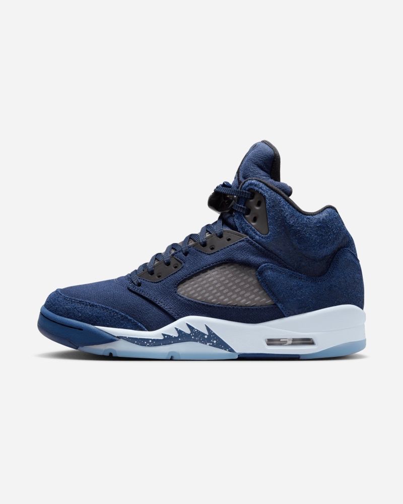 Nike Air Jordan 5 Retro (Homme) au meilleur prix - Comparez les offres de  Chaussures de sport en salle sur leDénicheur