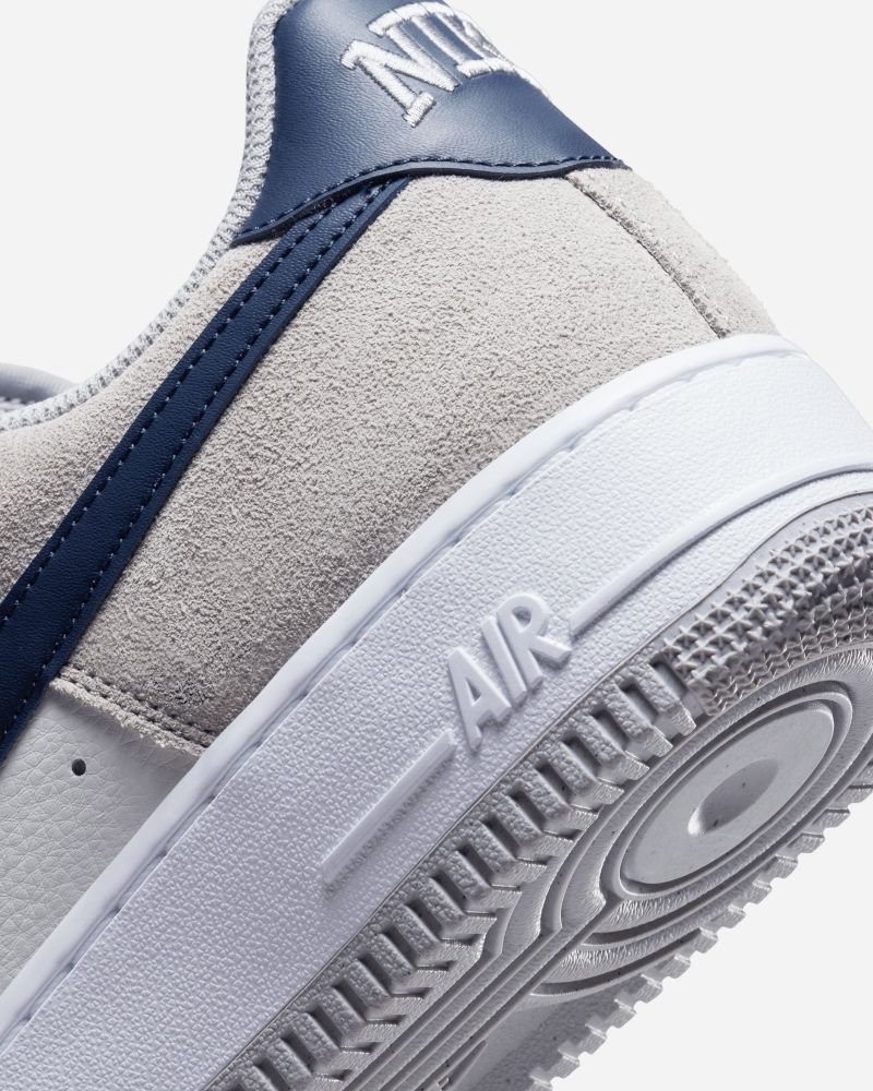 Nike air force 2025 1 grise daim jordan