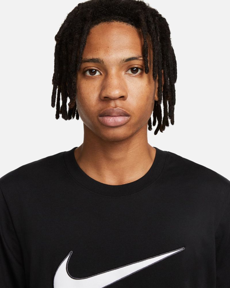 Black tshirt nike outlet