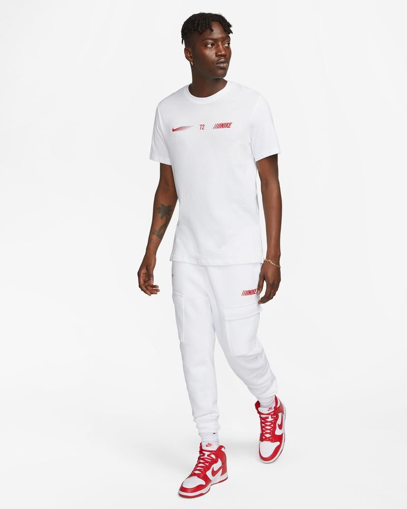Calças Nike Sportswear Standard Issue Fleece Cargo para homem Branco
