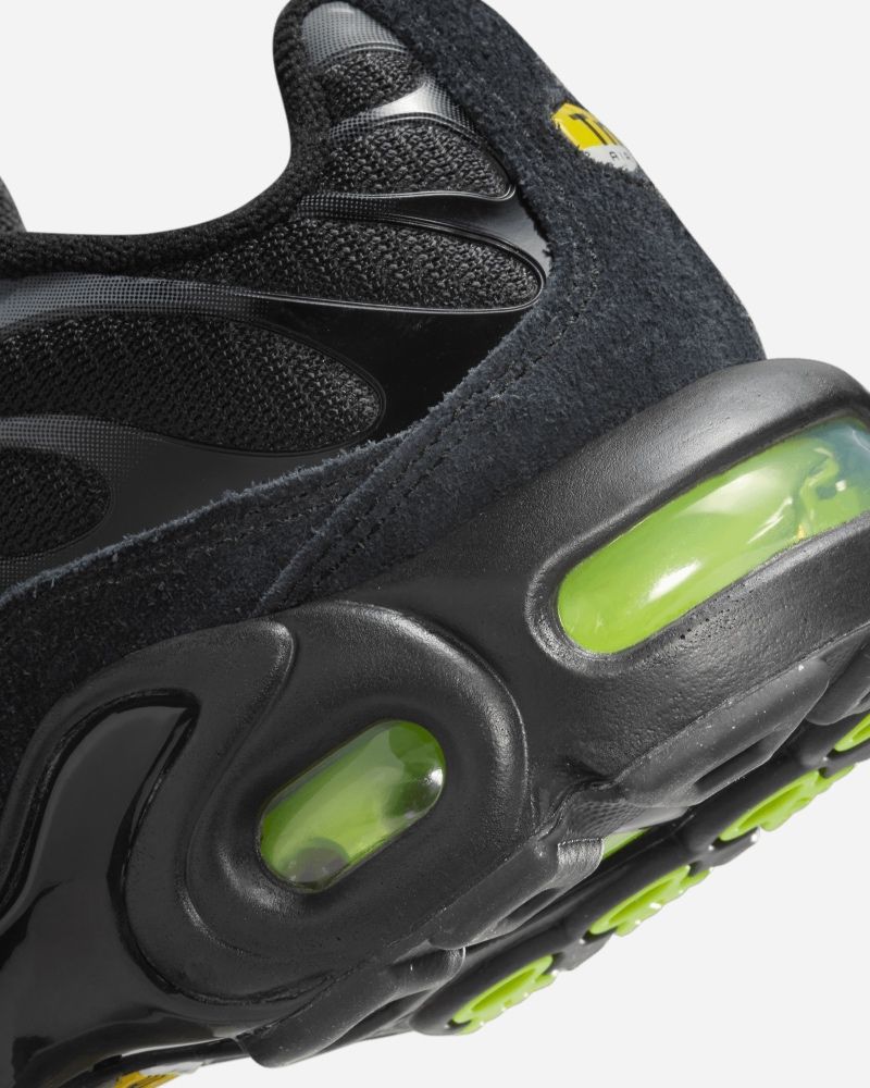 Nike tuned 1 enfant discount