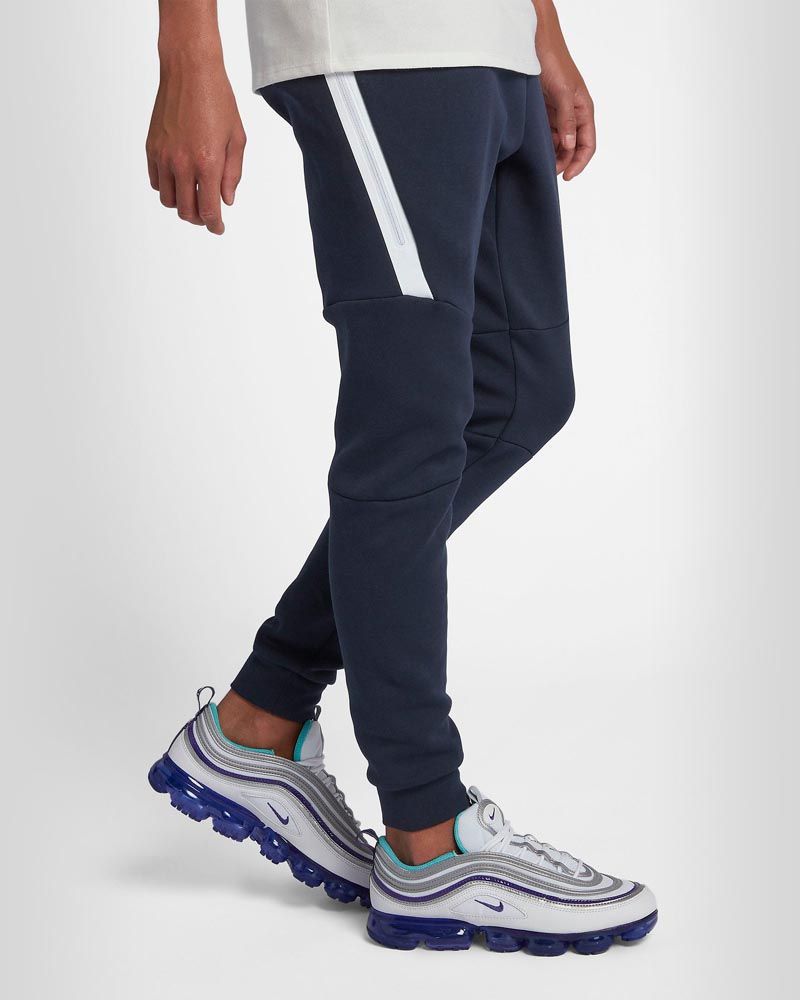 Pantalon de jogging Nike Sportswear Tech Fleece pour homme. Nike BE