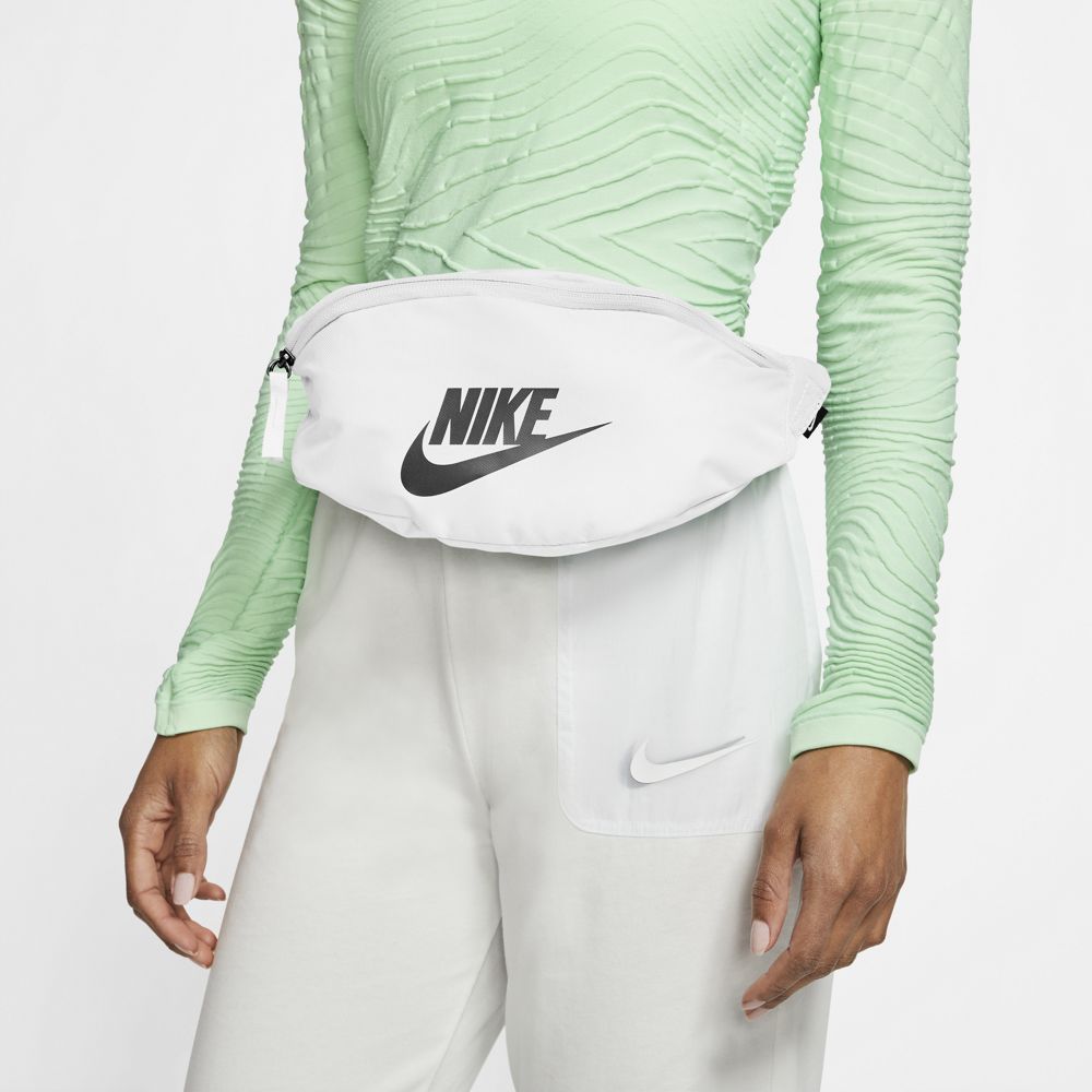 La banane nike sales
