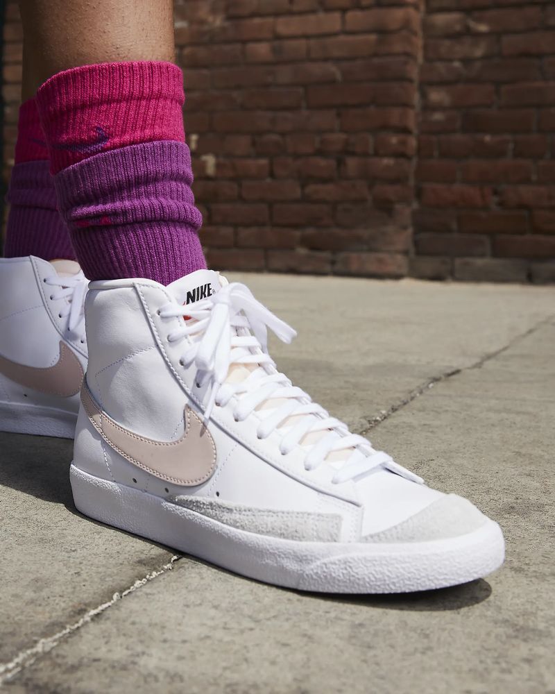 idioom Absoluut Jongleren Nike Blazer Mid '77 Vintage Damesschoenen - CZ1055-118 - Wit & Roze |  EKINSPORT