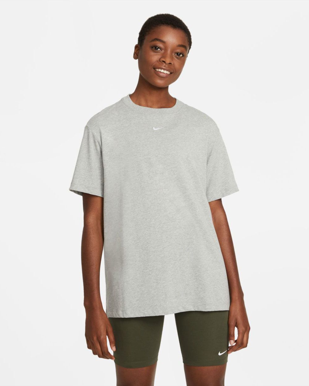 Tee shirt Oversize Nike Sportswear Essential Gris pour Femme
