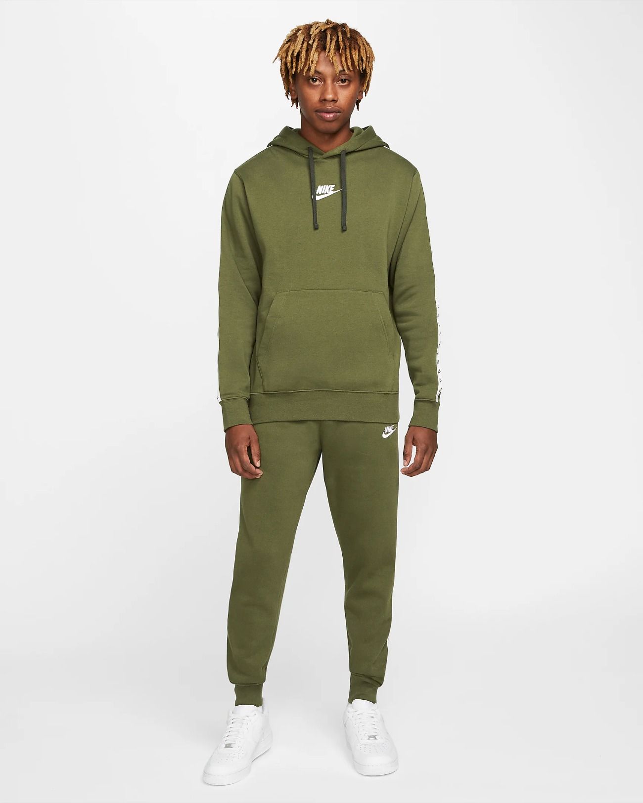 Tuta 2025 nike essential