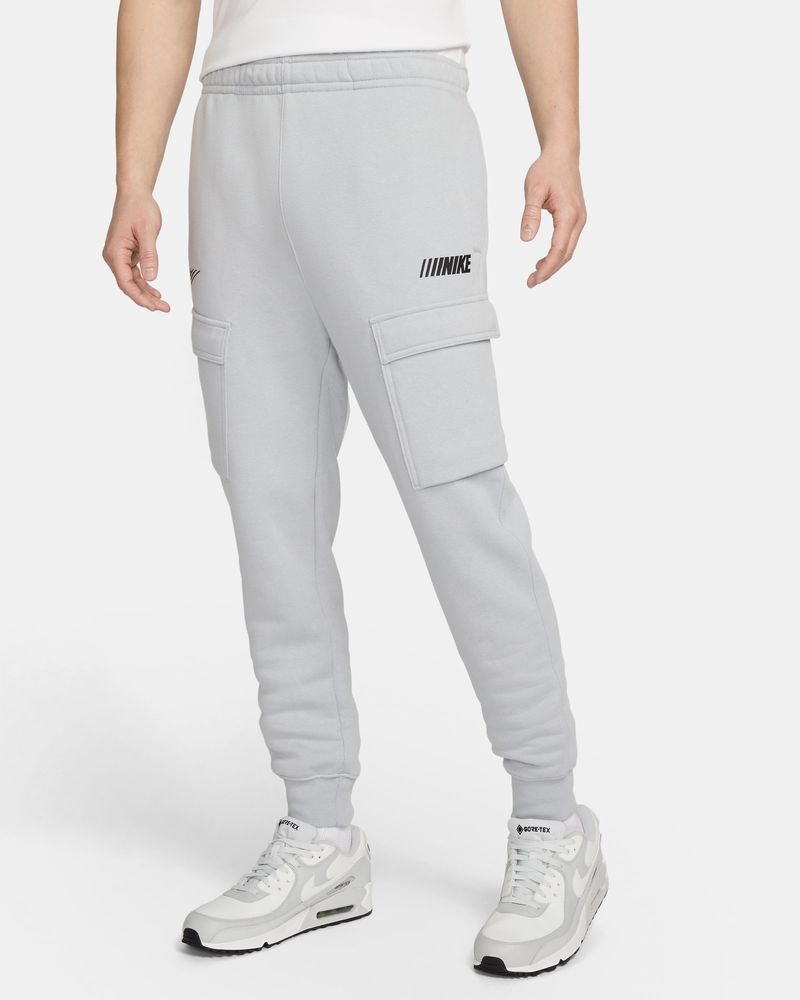 Calças Nike Sportswear Standard Issue Fleece Cargo Cinzentas para homem