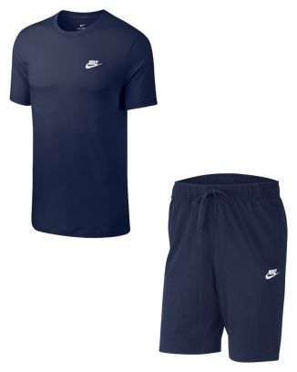 Conjunto de produtos Nike Sportswear para Homens. T-shirt + Calções (2 itens)