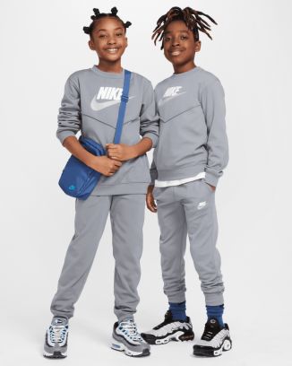 Completini nike sales