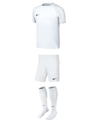 Ensemble Nike homme Pack 3 pièces Maillot Strike III Short Park III Chaussettes Classic II DR0889 BV6855 SX5728