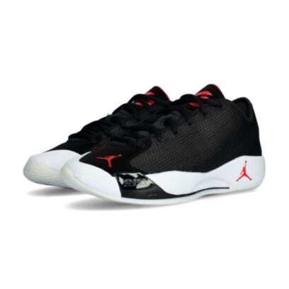Chaussures de basket Jordan Luka 77 Bred Noir