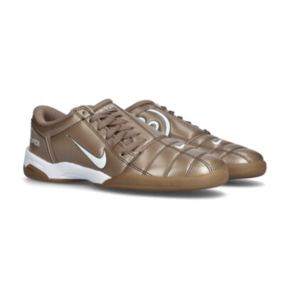 Chaussures Nike Total 90 Marron
