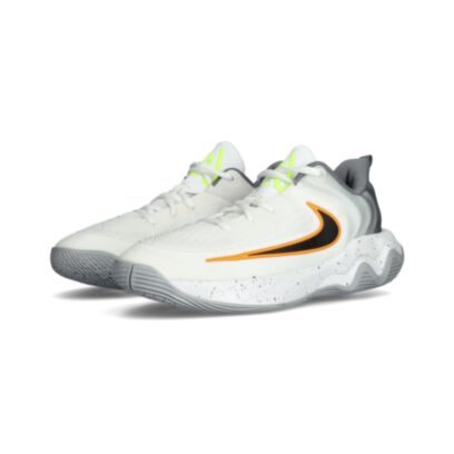 Chaussures de basket Nike Giannis Immortality 4 Blanc pour enfant