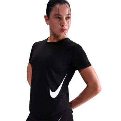 T-shirt Nike Swoosh Noir pour Femme