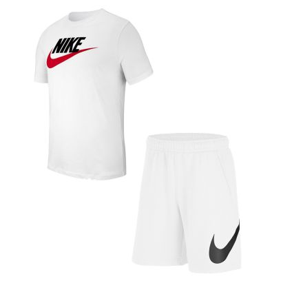 Conjunto de produtos Nike Sportswear para Homens. T-shirt + Calções (2 itens)