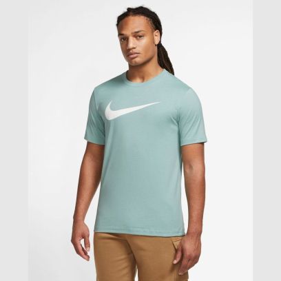 tshirt nike sportswear vert pour homme dc5094 309