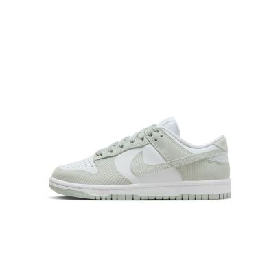 Chaussures Nike Dunk Low pour Femme