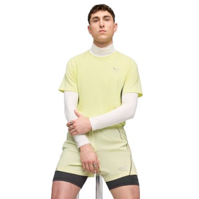 M Run Velocity Tee (Poly) - Gold Moon