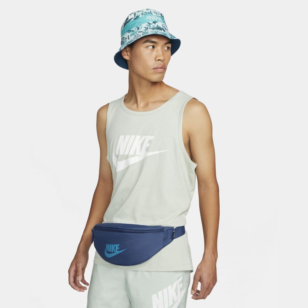 Nike heritage shop blue