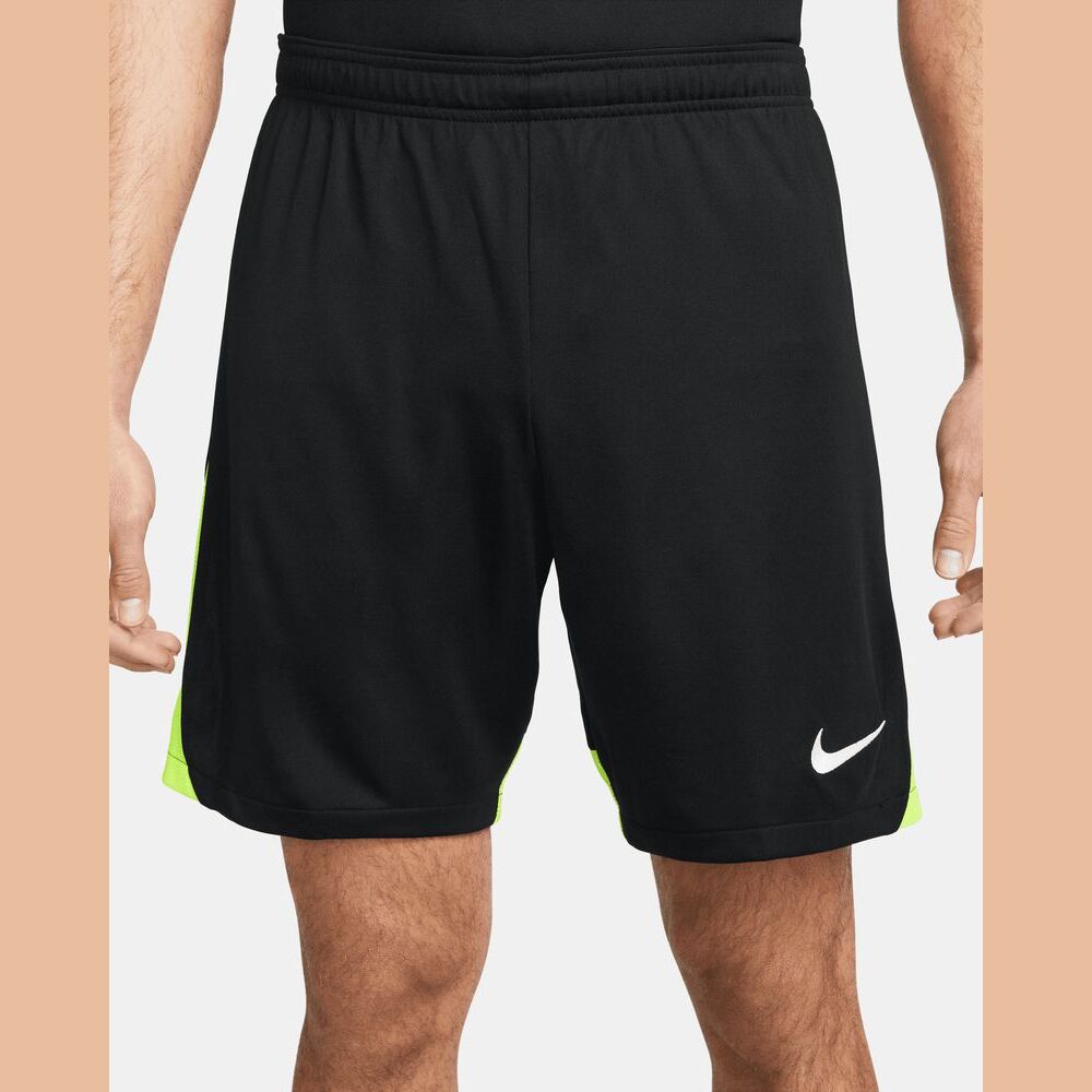 Nike PANTALON CORTO NIA SPORTSWEAR CLUB DA1405 Negro - textil