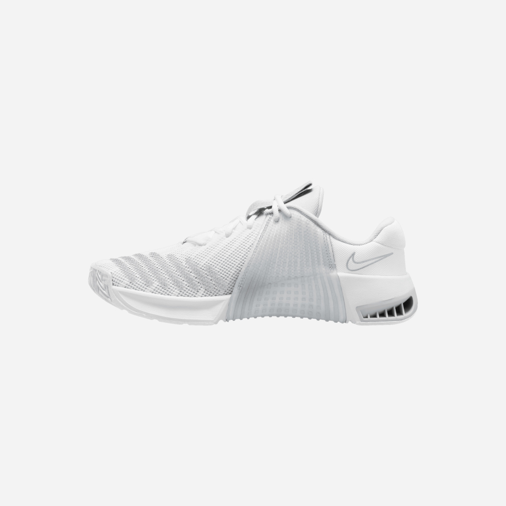Nike Metcon 9 White Grey training shoes for men EKINSPORT