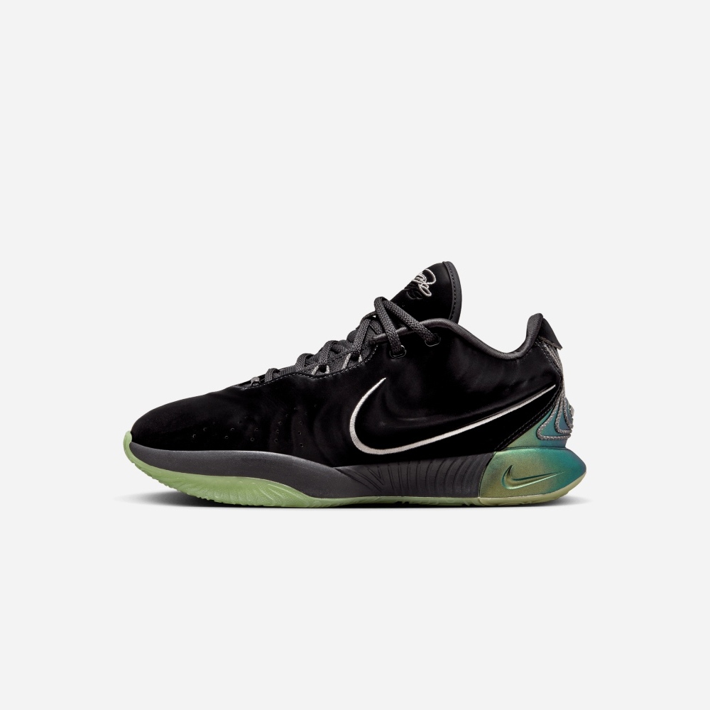 Nike LeBron 18 Multicolor DM2813-400 Release Info