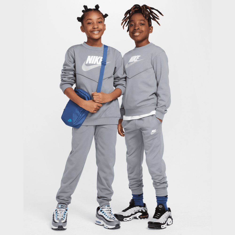 Survetement nike 10 ans hotsell