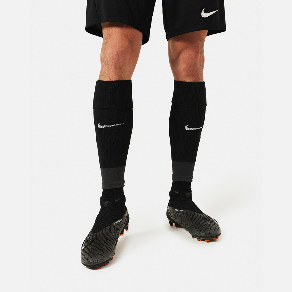 Nike Strike Overshoes Black | EKINSPORT