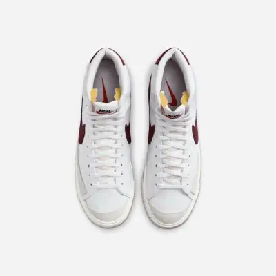 Nike blazer bianche e rosse shop