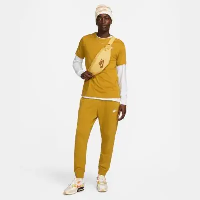 Nike abbigliamento sportivo store