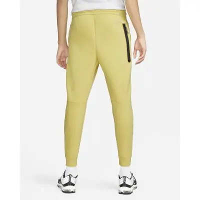 Yellow nike joggers mens on sale