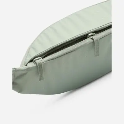 Banane nike vert top