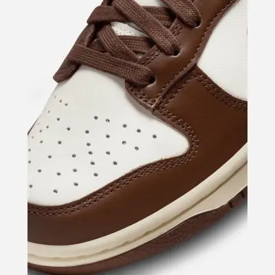 Chaussures Nike Dunk Low Blanc Marron pour Femme EKINSPORT