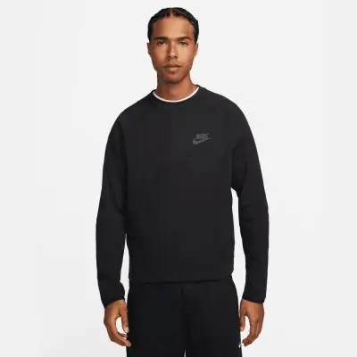 Nike fundamentals sweatshirt on sale