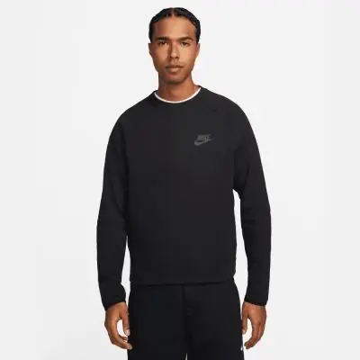Conjunto Nike Sportswear Tech Essentials para Hombre. Sudadera Pantalon de chandal 2 productos EKINSPORT