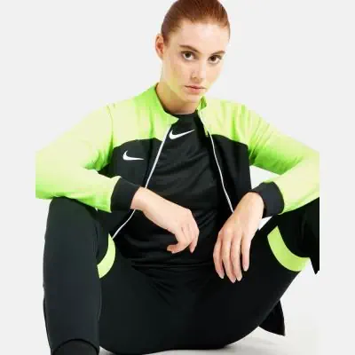 Nike Damen Dri FIT Academy Pro Jacke DH9250 010 Schwarz Fluo Gelb EKINSPORT