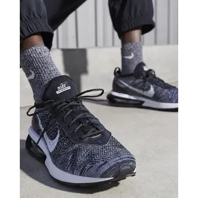 Nike air max flyknit schwarz 2025