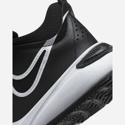 Nike team hustle noir sales